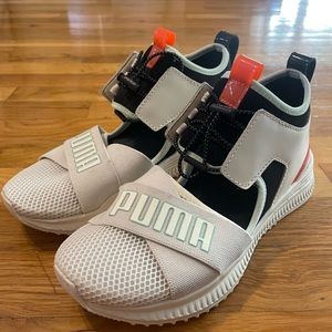Puma x Fenty Avid Sneaker